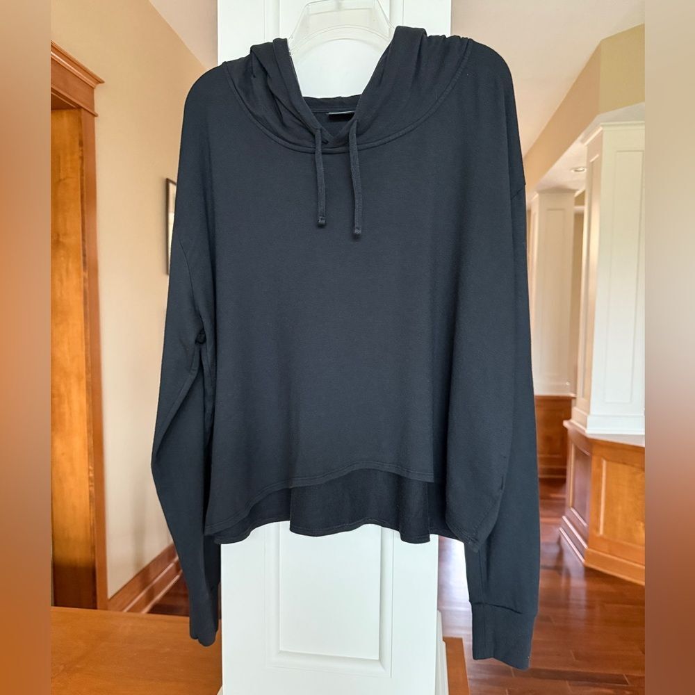 Athleta Women's XLT Black Hoodie Yoga Comfy Top.